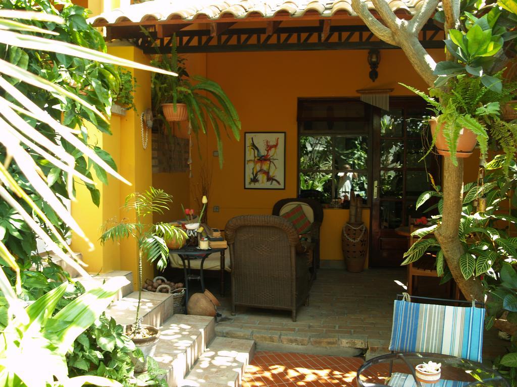 Palmeiras Guest House Maputo Exterior photo